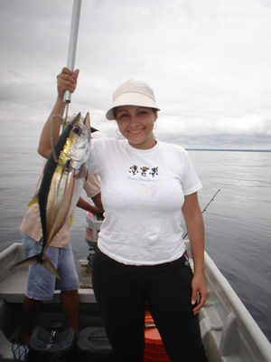 Kelly fishing Yellowfin tuna in Pedasi, Panama.